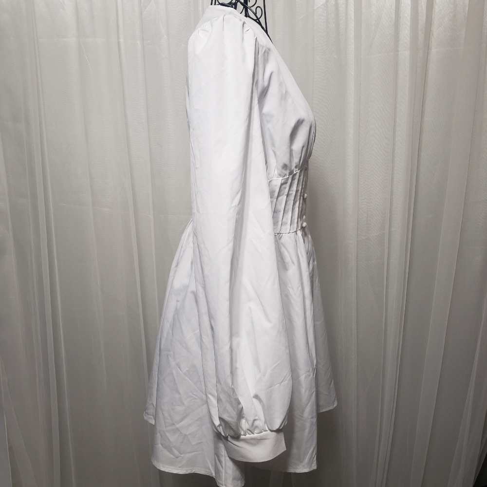 PrettyLittleThing Sz 4 White Skater Dress - Picture 5 of 13